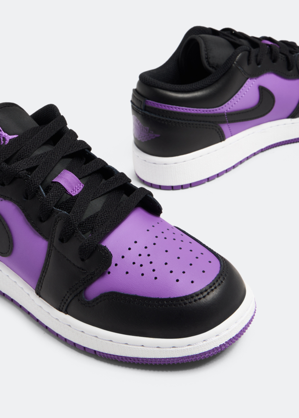 Nike air force sale 1 purple venom