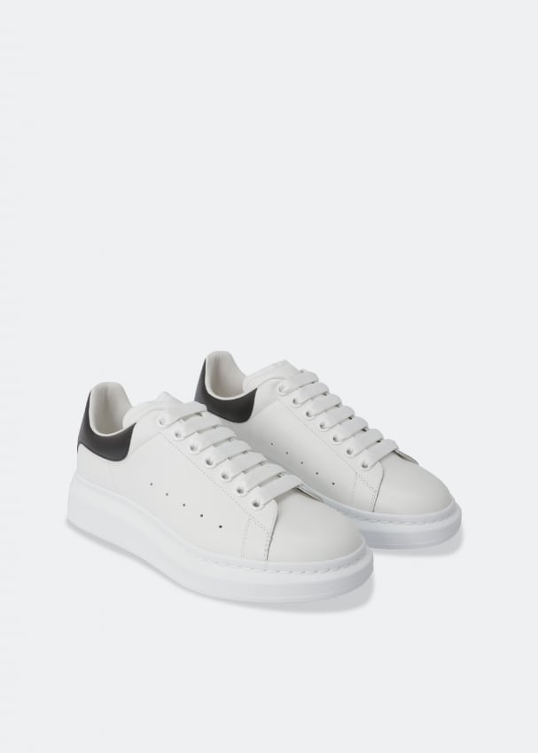 Alexander McQueen Oversized leather sneakers for Men White in