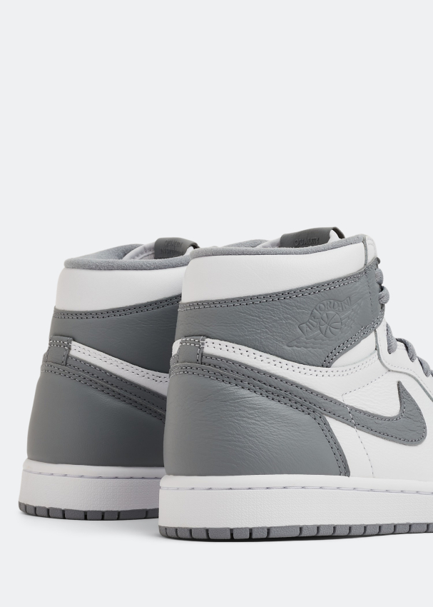 Nike outlet stealth shoes