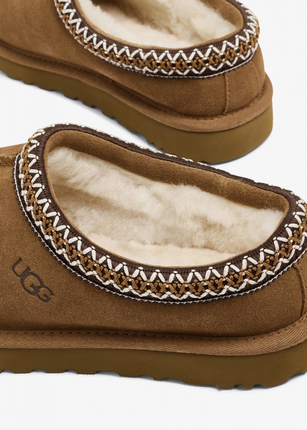Ugg Tasman slippers for Women - Brown in Kuwait | Level Shoes
