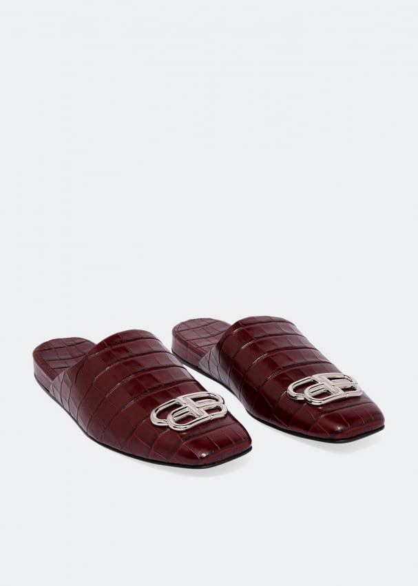 Balenciaga red mules discount