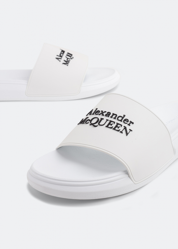 McQueen Logo pool slides for Men White in Bahrain Level Shoes