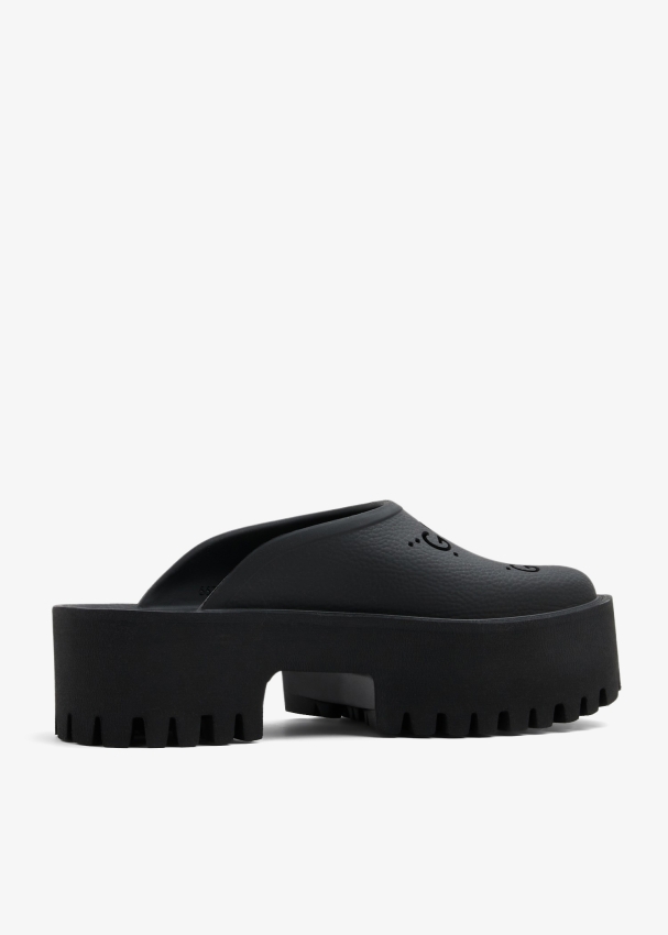 Gucci store slides sole