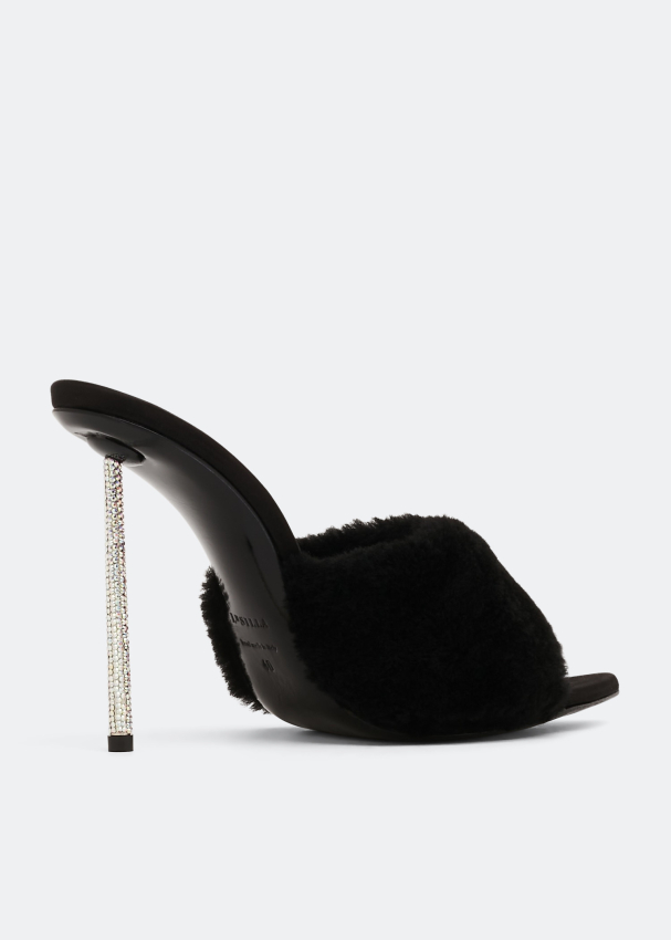 Black fuzzy heels store