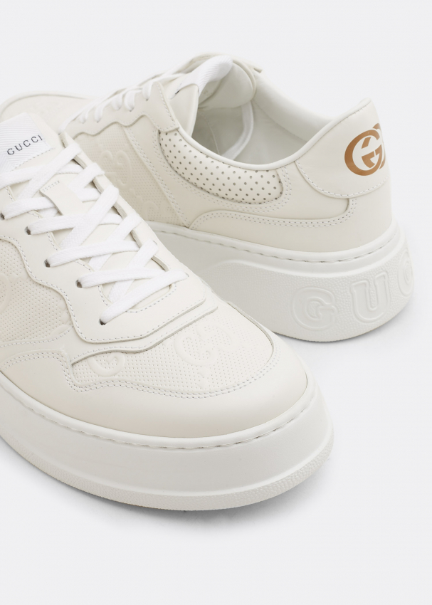 Gucci all white shoes store