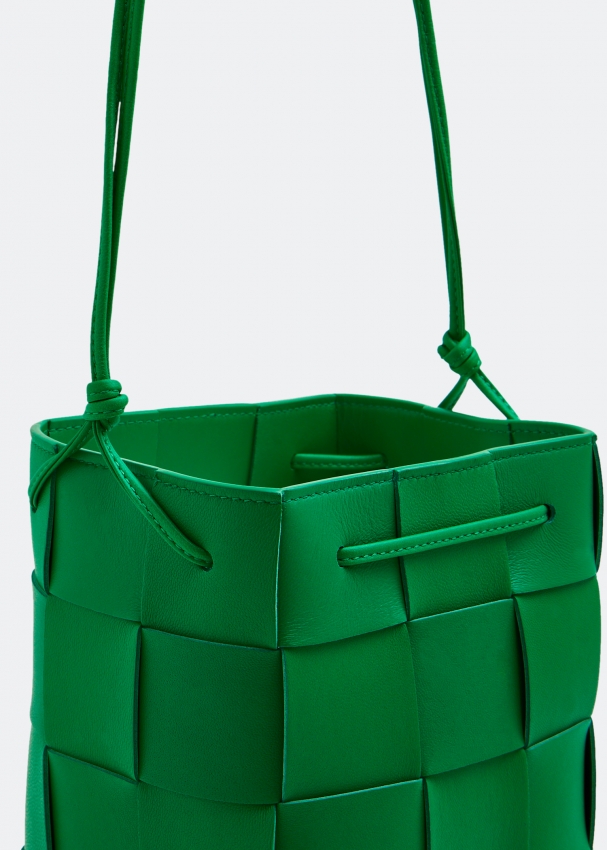 Bottega Veneta Small Cassette bucket bag for Women - Green in UAE