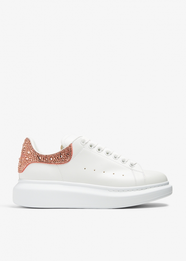 Alexander McQueen Oversized sneakers for Women - White in UAE | Level Shoes