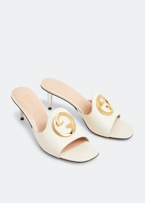 Gucci slide hotsell sandals white