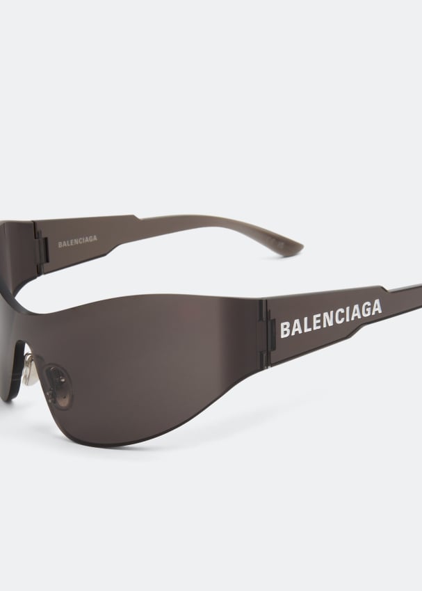 Balenciaga Mono Cat 2.0 sunglasses for Women - Black in UAE