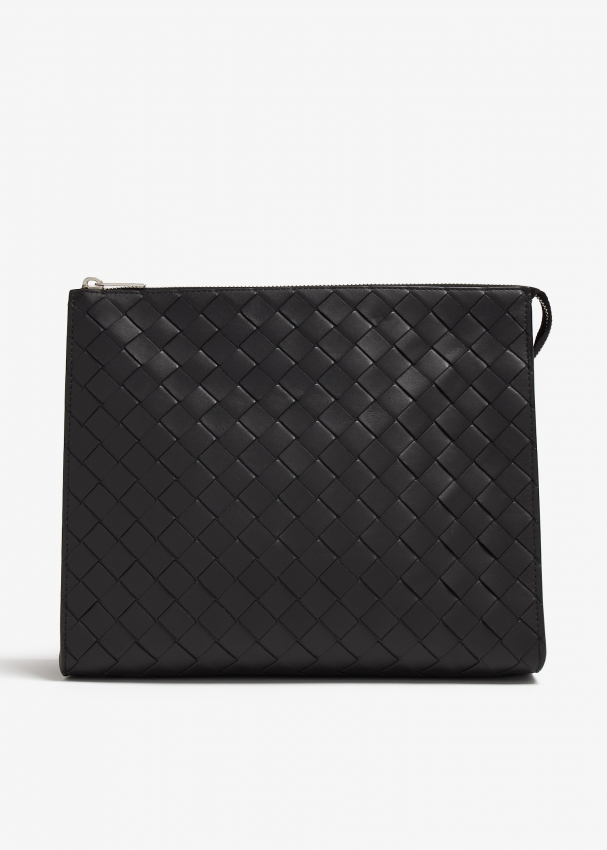 Bottega Veneta Intrecciato pouch for Men Black in KSA Level Shoes