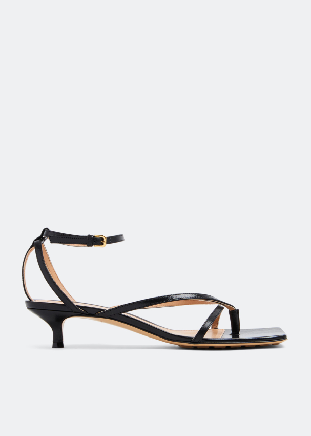 Women's sandals with stretch straps clearance