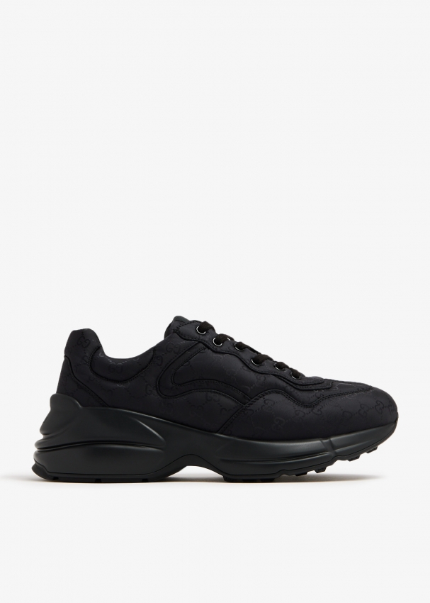 All black sales gucci sneakers