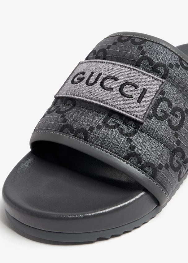 Gucci gg slides black cheap