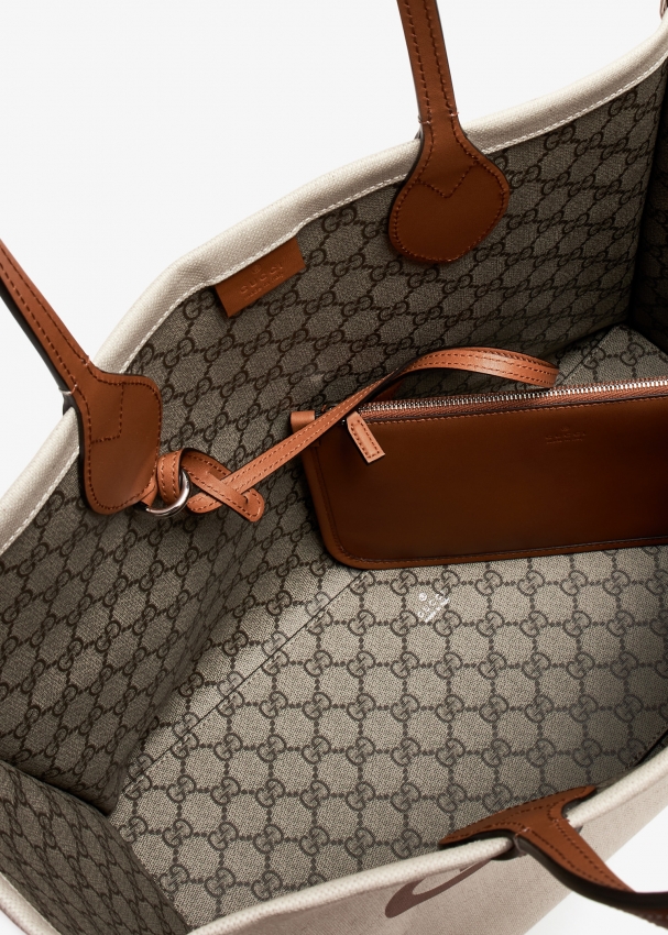 Gucci logo tote shop