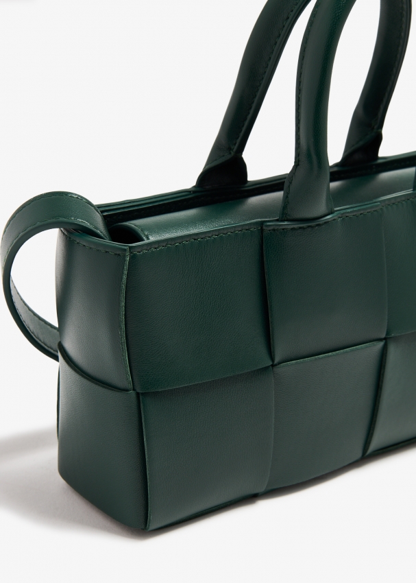 Bottega Veneta Mini East West Arco tote bag for Women Green in Bahrain Level Shoes