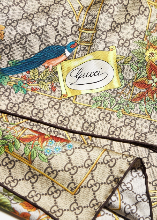 Gucci logo silk discount scarf