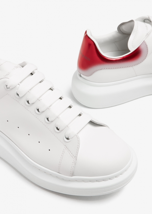 Alexander mcqueen hot sale oversized sneaker men