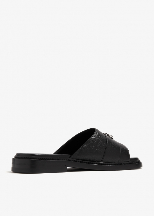 Gucci Leather slide sandals for Men - Black in UAE | Level Shoes