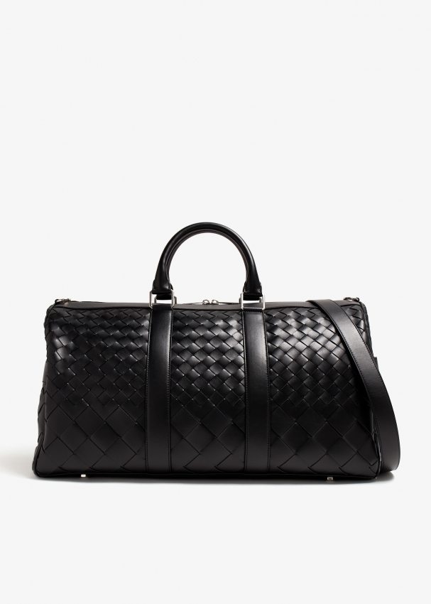 Bottega Veneta Medium Intrecciato duffle bag for Men Black in Bahrain Level Shoes