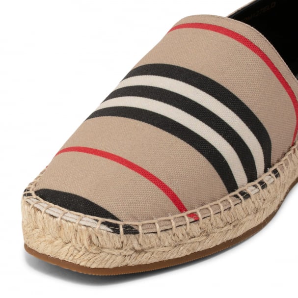 Burberry Alport espadrilles for Women Beige in KSA Level Shoes