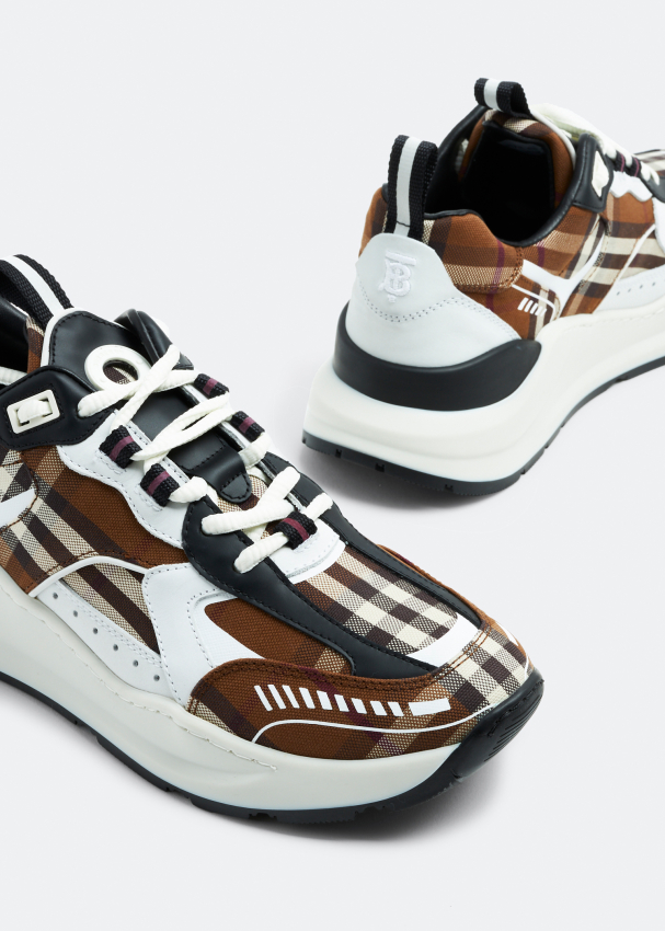Burberry shoes on sale qatar