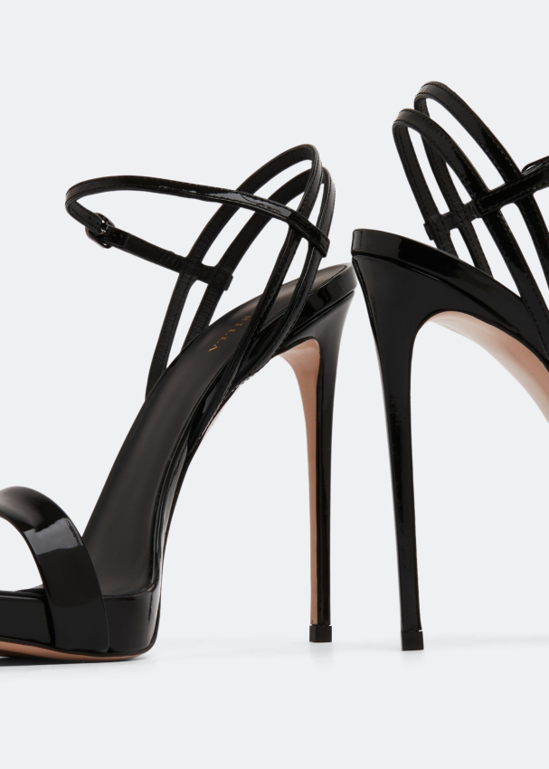 Le Silla Gwen sandals for Women - Black in UAE | Level Shoes