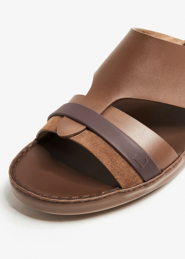 Grip strap sandals store
