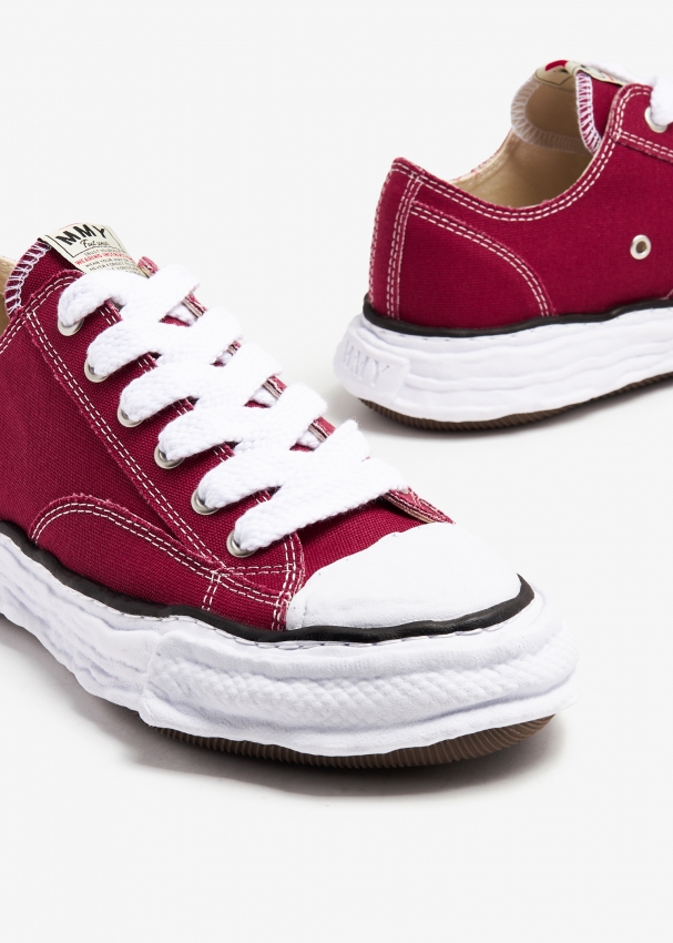 Maison Mihara Yasuhiro Peterson 23 low sneakers for Men - Red in UAE ...