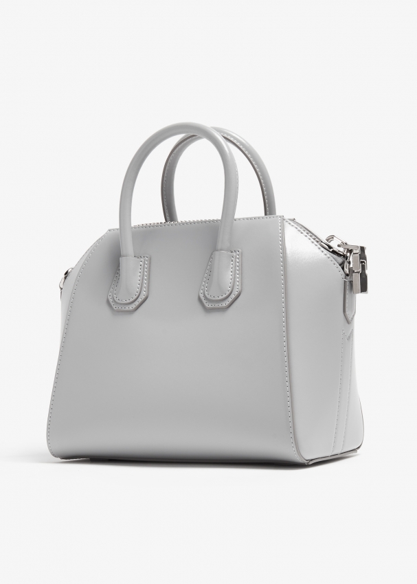 Givenchy antigona small outlet smooth leather