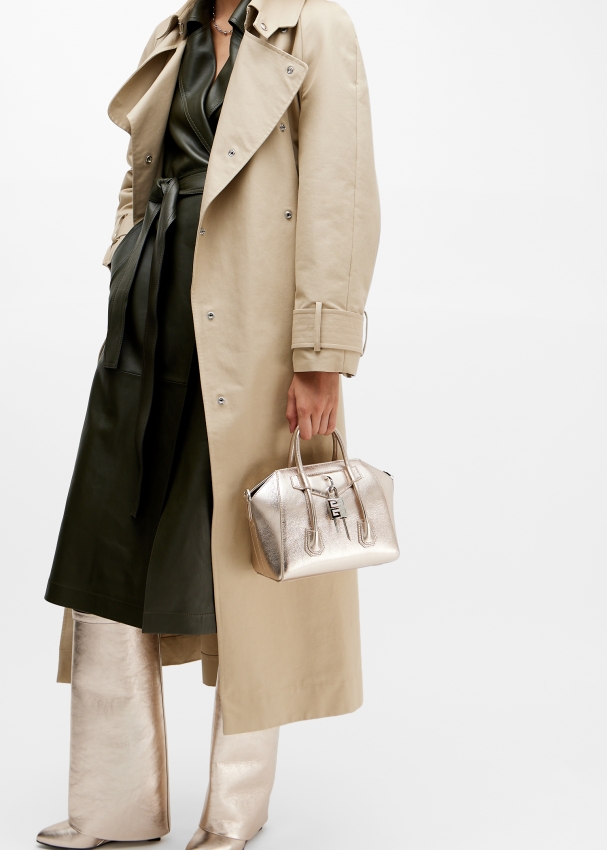 格安saleスタ Lock Antigona Mini Givenchy bag UAE in Gold - Women for トップス