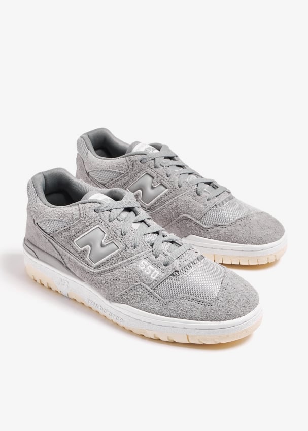 New Balance 550 sneakers for Men - Grey in UAE | Level Shoes