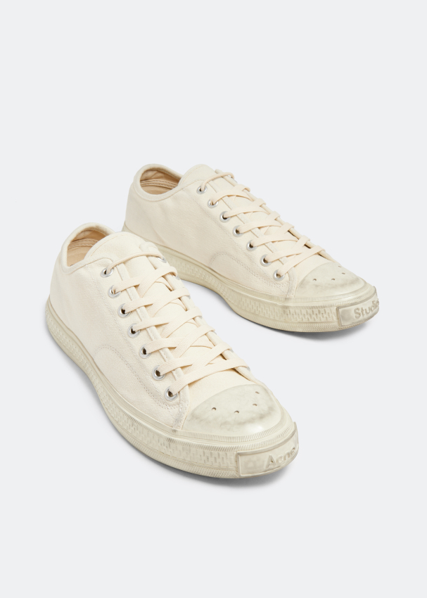 Vulcanized contrasting-tag canvas sneakers | Off-White | Eraldo.com