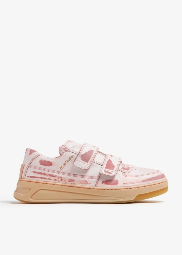 Acne Studios Manhattan Sneakers | The 10 Most Valuable Sneakers to Own (and  Resell!) in 2021 | POPSUGAR Fashion UK Photo 5