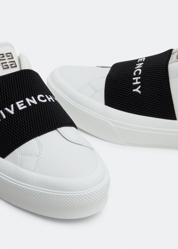 Givenchy Sneakers city sport Women BE0029E1R5116 Leather White Black 269,5€