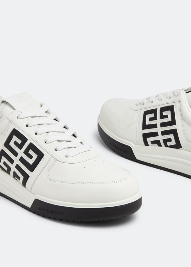 Givenchy G4 sneakers for Men - White in UAE | Level Shoes
