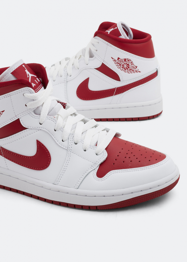 Nike Air Jordan 1 Mid Reverse Chicago sneakers for Women White in Bahrain Level Shoes