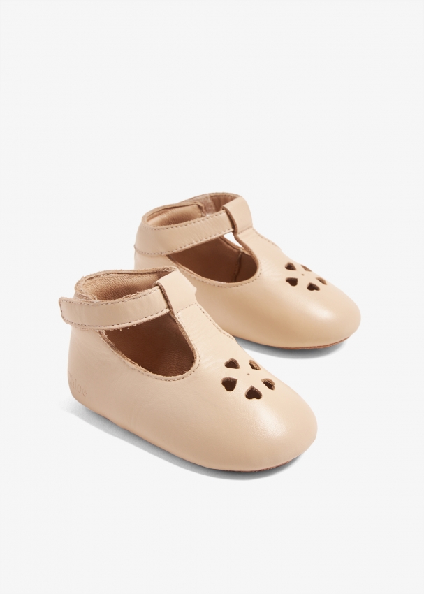 Pink leather baby best sale shoes