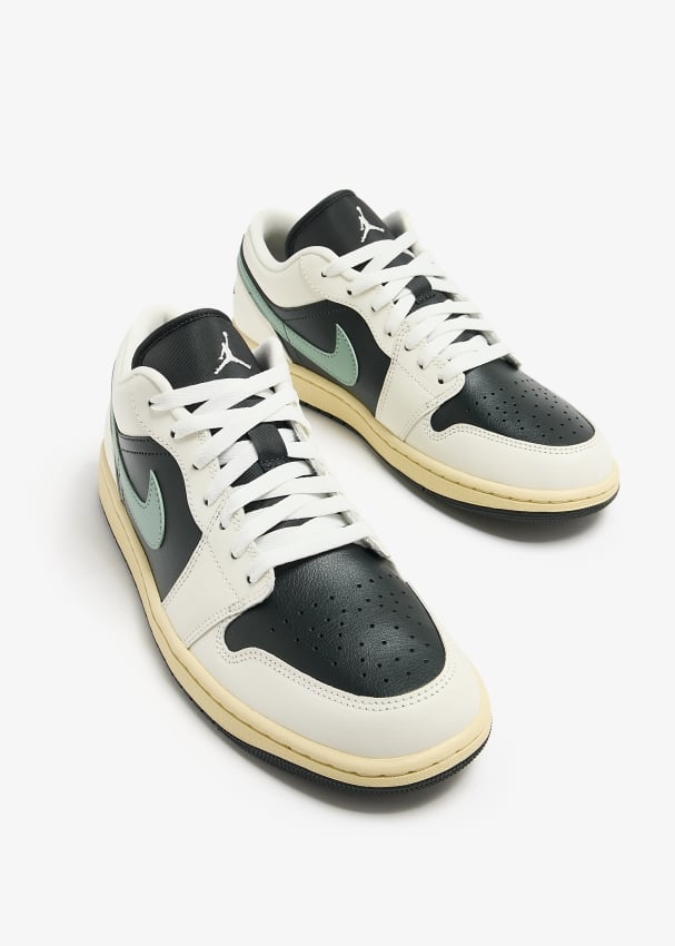 Men's 'air jordan shoes low top online