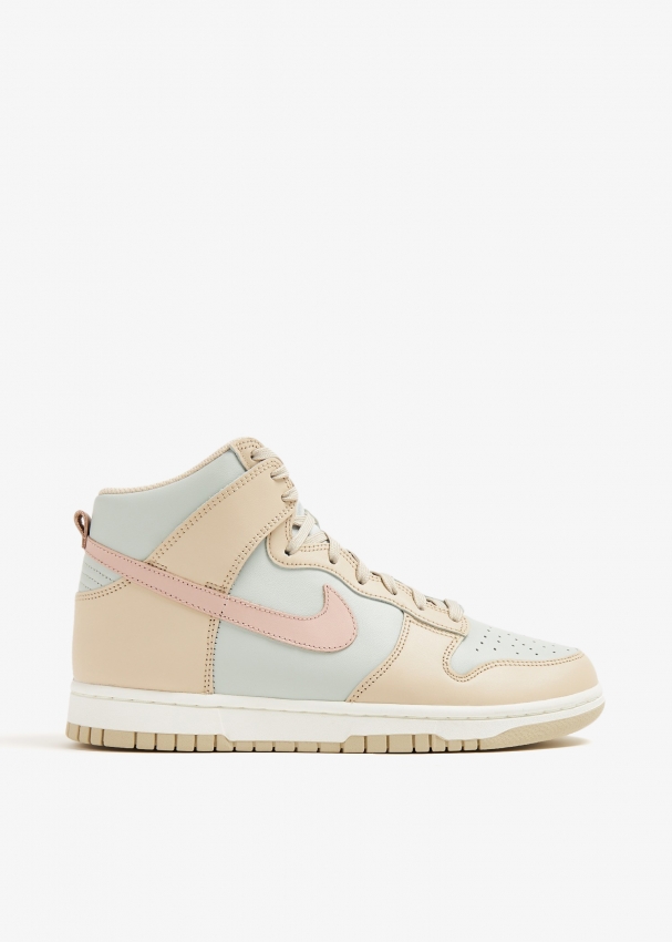 Nike Dunk High sneakers for Women - Grey in UAE | Level Shoes