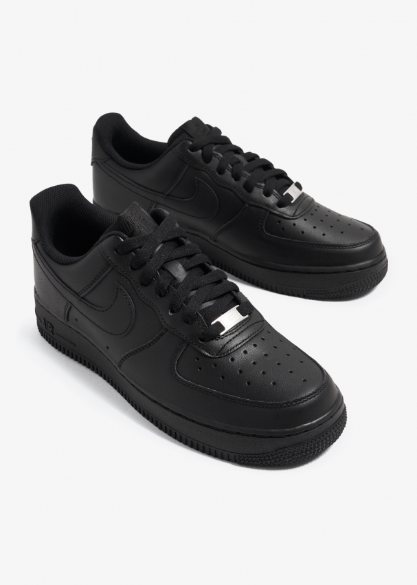 Nike Air Force 1 07 sneakers for Women Black in Oman Level Shoes