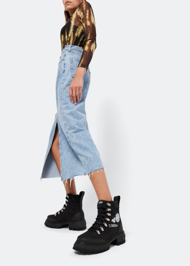 Viron Disruptor boots for Women Black in UAE Level Shoes