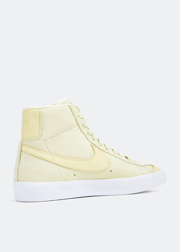 Blazer mid leather deals premium women's shoe