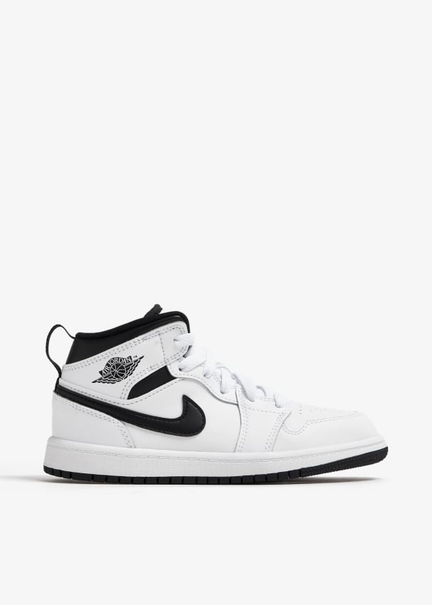 Amazon.com | Jordan Men's 1 Mid White/Black-White-Black