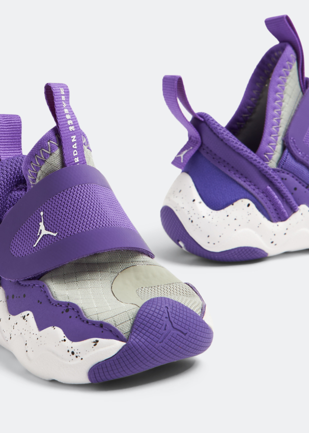Jordan 23 deals shoes womens