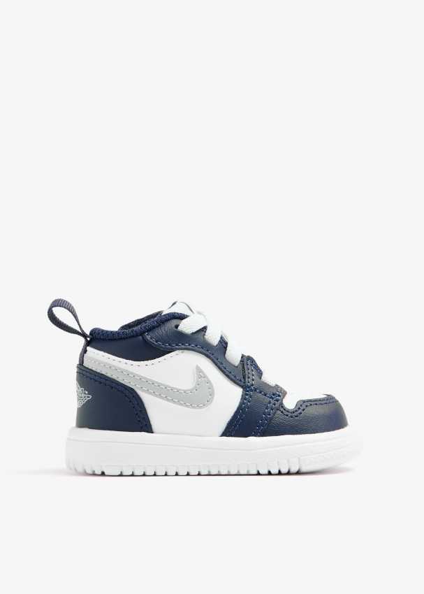 Shop Nike Shoes for Baby, Boy, Girl, Kids Unisex in UAE | Level Shoes