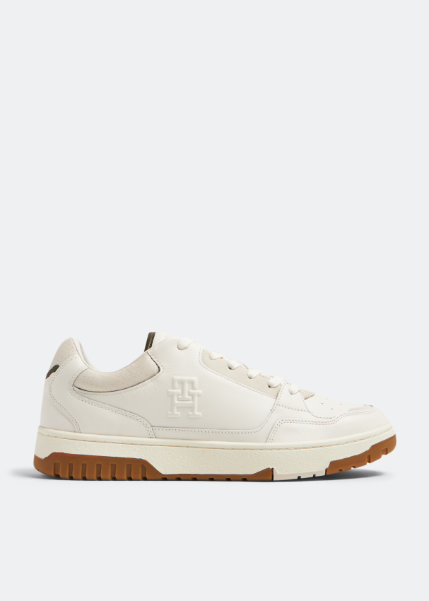 Tommy Hilfiger TH Monogram basketball sneakers for Men - Beige in UAE ...