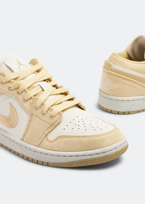 womens gold pendant jordans