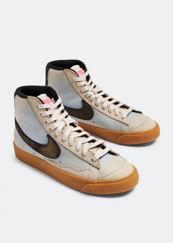 Nike Blazer Mid '77 'Familia' sneakers for Women - Beige in UAE | Level ...