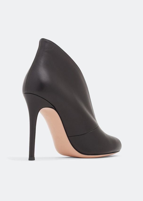 Gianvito rossi deals vamp booties