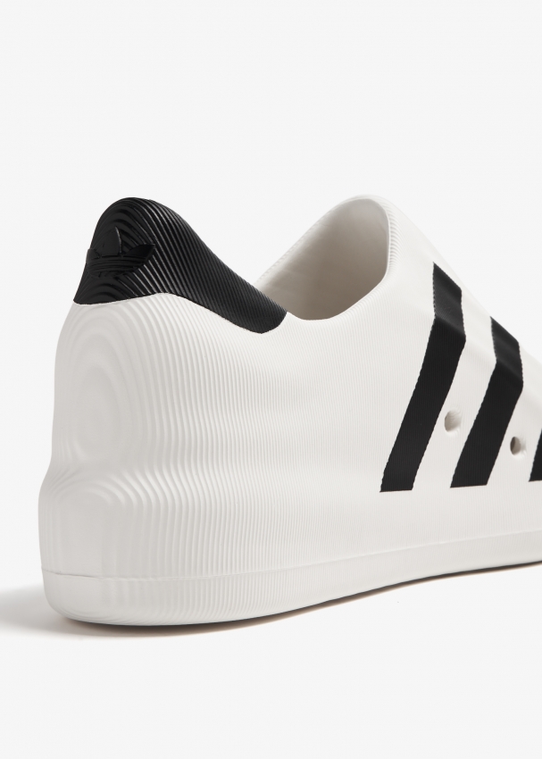Adidas superstar slip clearance on uae